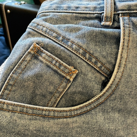 🔥 bill blass Vintage High Waisted Mom Shorts - Picture 3 of 10